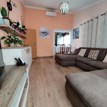 Apartment Casinha Gabriela *